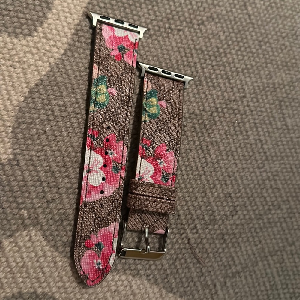 Floral 🌺🌸 GG Apple Band